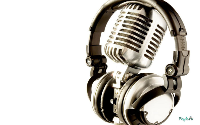 Микрофон на наушниках